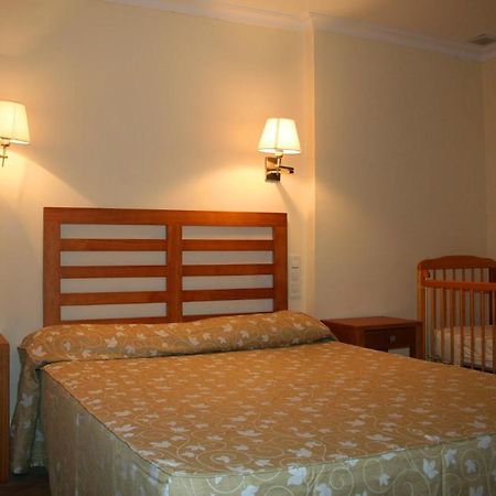 Hostal Margarita Ла-Линеа-де-ла-Консепсьон Экстерьер фото