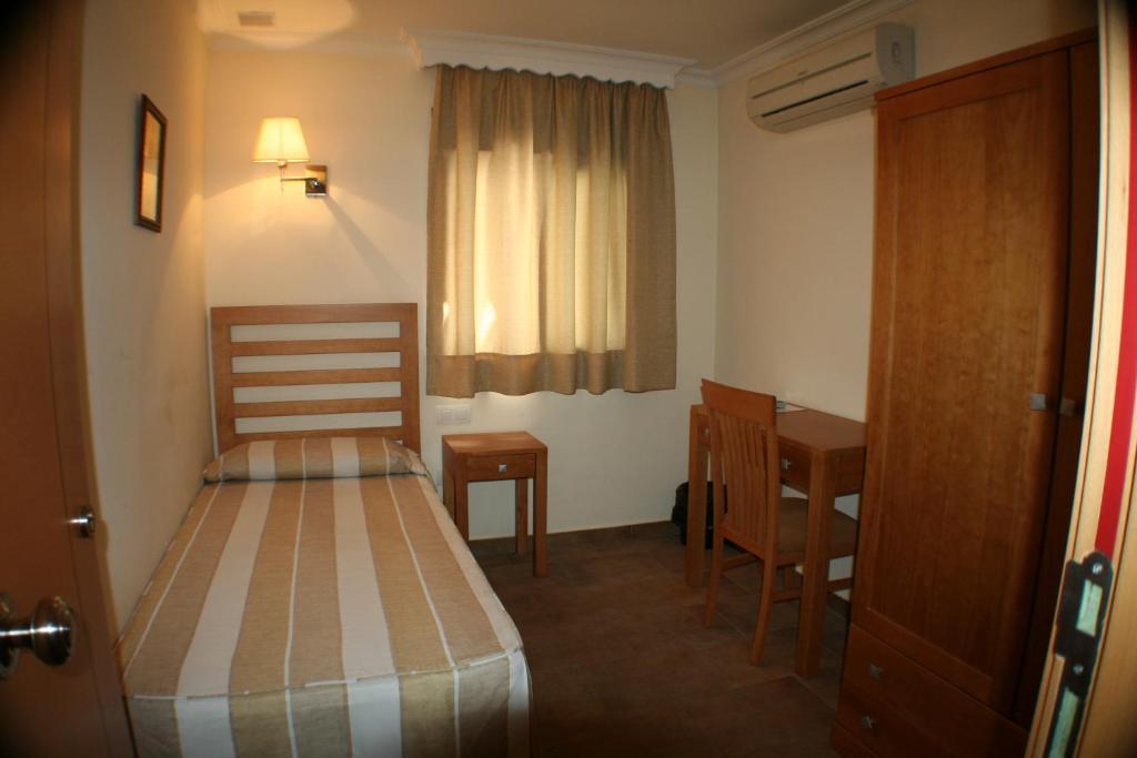 Hostal Margarita Ла-Линеа-де-ла-Консепсьон Номер фото