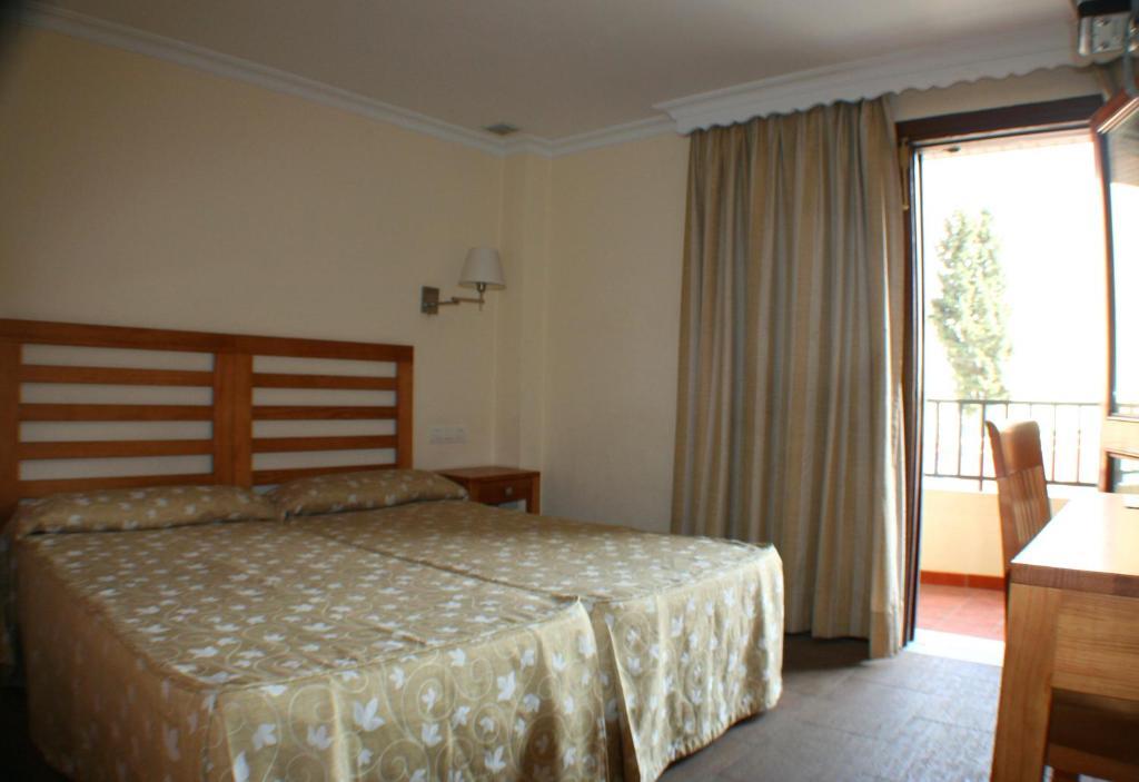 Hostal Margarita Ла-Линеа-де-ла-Консепсьон Экстерьер фото